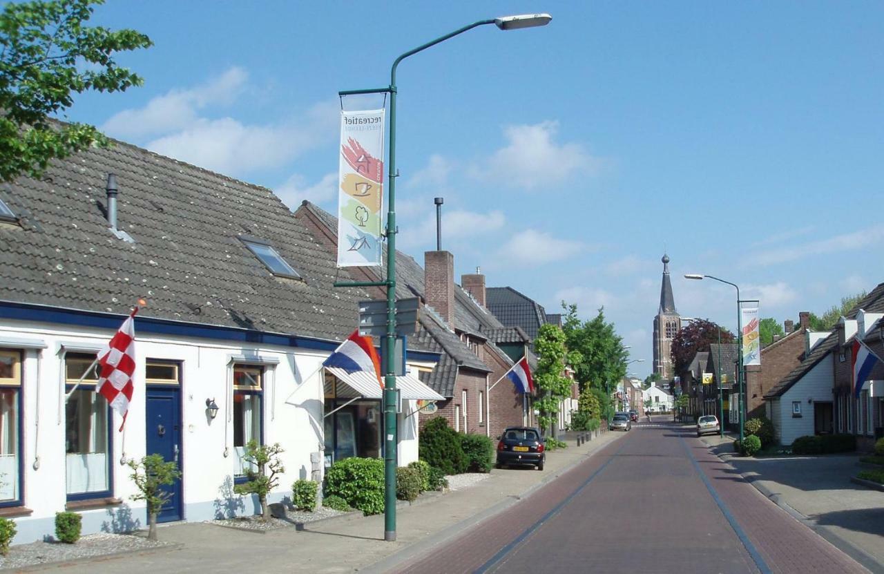 'De Spiering' Leende Luaran gambar